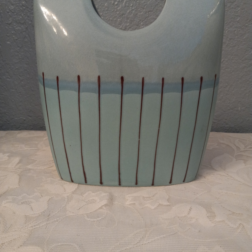 CERAMIC RECTANGULAR VASE